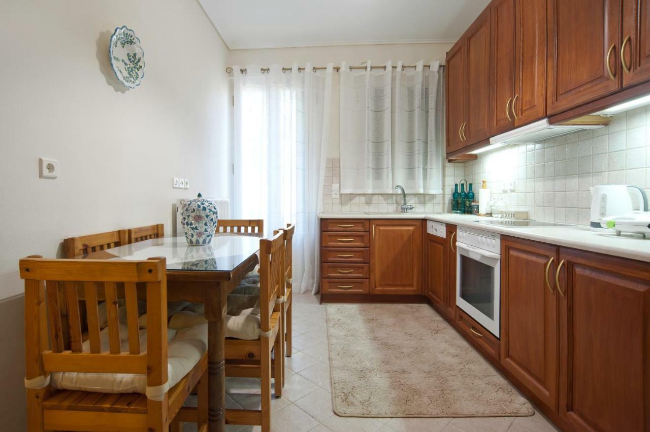 Elia Apartments Chrisso Делфи Екстериор снимка